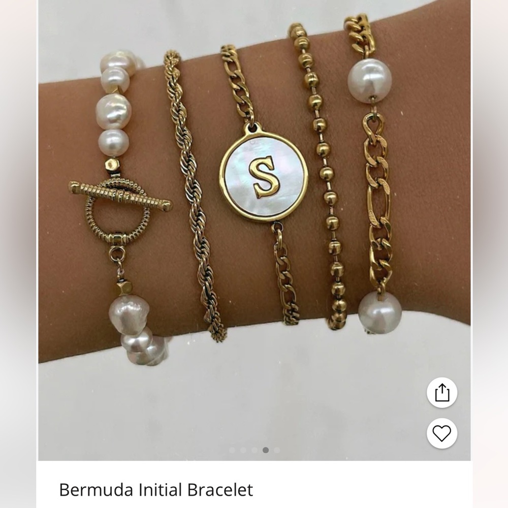 NWT Bohomoon Gold Bermuda Initial Bracelet C